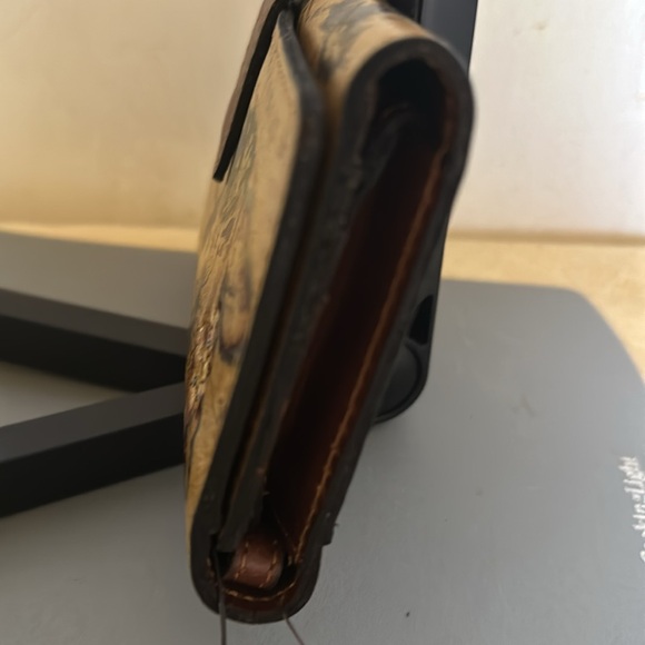 Wallet - Picture 5 of 7